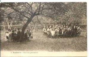 CP 80 SOMME - ROBINSON - Sous les pommiers - Picture 1 of 1