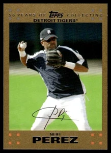 2007 Topps Updates & Highlights Gold Neifi Perez /2007 Detroit Tigers #UH76 - Picture 1 of 2