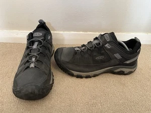 Keen Hombres Targhee III Zapatos de Senderismo Bajos Cuero Negro Impermeable - Talla UK 9 - Imagen 1 de 15