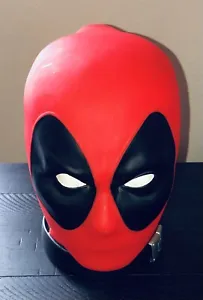 Marvel DEADPOOL Head Bust Lamp Light Coin Bank Exclusive BY MONOGRAM Adjustable - Picture 1 of 9