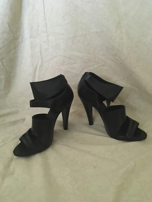 Sapatos femininos For All Mankind Leon preto, tamanho 9M - Imagem 1 de 4