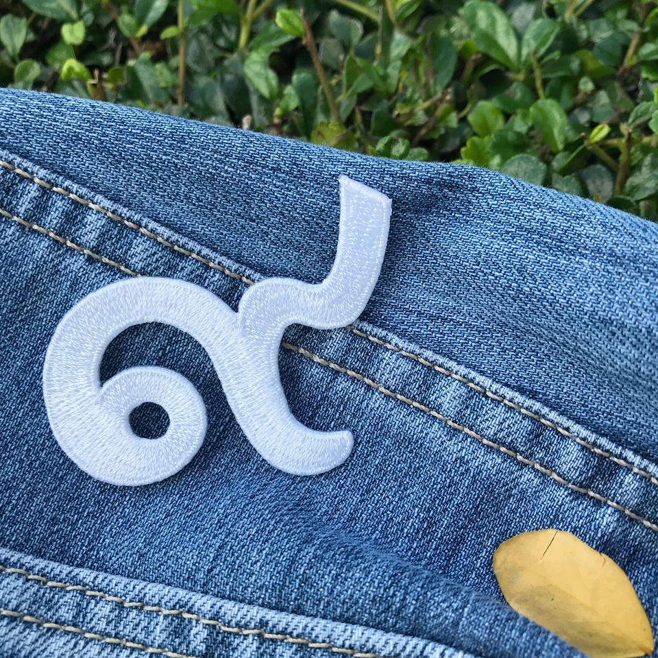 Kao Gao Thailand Embroidered Iron On Patch Rama IX Symbol Thai Number 2x2.5 Inch - Image 1 of 1