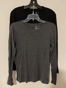 Gap Womens Medium Set of 2 Gray and Black Long Sleeved Shirts! A2837 - Picture 1 of 3