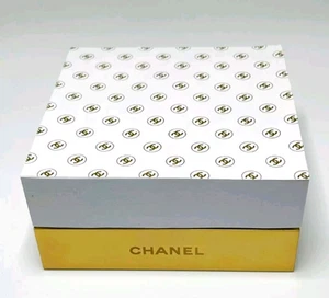 Chanel | Limited Edition Notepad Memo Pad with Gold Toned Base NEW in Box - Picture 1 of 6