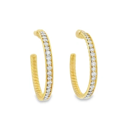 Pendientes tipo argolla de diamantes naturales de oro amarillo de 18 k David Yurman Foto 1 de 4