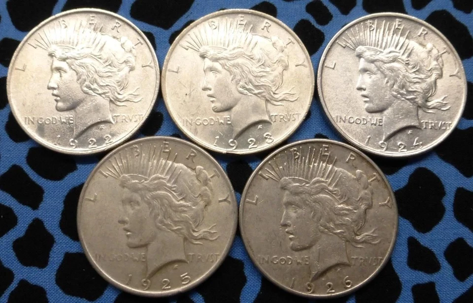 Peace Dollars 1921-1935 Lot of 5 Uncirculated 90% Sil ver Coin Mixed Year US - Image 1 of 4