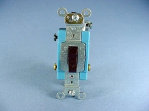 Leviton Brown INDUSTRIAL Grade Toggle Wall Light Switch 3-Way 15A Bulk 1203-2 - Picture 1 of 5