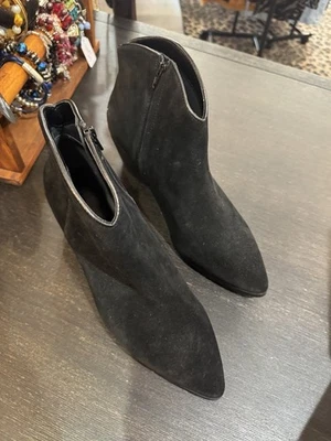 Botas de tornozelo pretas Banana Republic tamanho 9 - Imagem 1 de 4