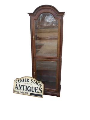 64173  Cherry Curio China Cabinet Etergie JASPER Furniture - Image 1 of 4