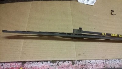 95 AURORA WINDSHIELD WIPER ARM 35686 Foto 1 de 4
