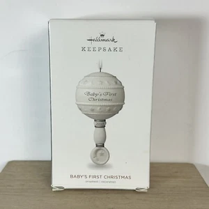 2018 Hallmark Keepsake primo ornamento in porcellana natalizia del bambino Tammy Haddix - Foto 1 di 6