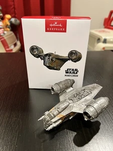 Hallmark 2022 Star Wars The Mandalorian Razor Crest Magic/Sound ~ Neu in OVP! SCHNELLER VERSAND! - Bild 1 von 7