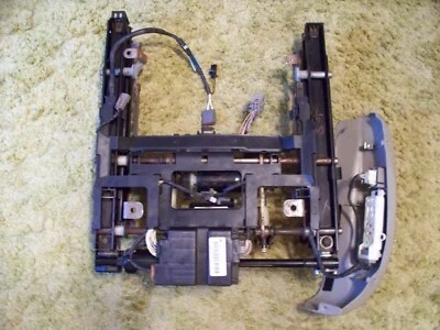 Jaguar S-Type 2001 asiento de conductor eléctrico vía inferior, interruptores, módulo de asiento eléctrico Foto 1 de 4