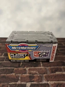 2022 Micro Machines Mystery Pack Playset & Vehicle 2A-02 2019 BMW M6 - Picture 1 of 2