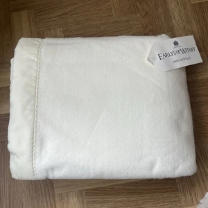 Early's of Witney cream colour Acrylic Blanket/Throw large size 180cm x 230cm - Picture 1 of 4
