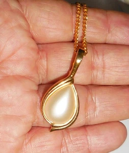 VINTAGE SIGNED ROMA NECKLACE CHOKER BEAUTIFUL VICTORIAN FAUX PEARL DESIGN - Picture 1 of 6