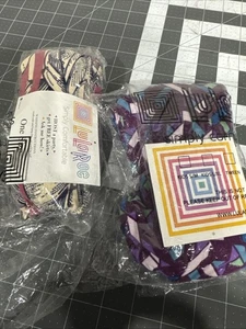 2 LulaRoe Leggings OS One Size Assorted Patterns/Designs Brand New - Picture 1 of 4