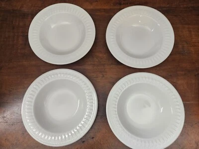 Oneida Majesticware Athena Rim Soup Bowls 8.875" Lot of 4 - Image 1 of 4