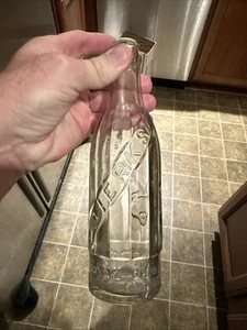 Dierks Bryan Bottling Works geprägte Sodaflasche Bryan Ohio - Bild 1 von 13