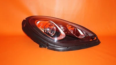 PORSCHE MACAN HEADLIGHT RIGHT PASSENGER 2015 2016 2017 2018 XENON 95B941032CS - Image 1 of 4