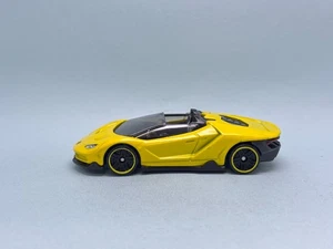 Hot Wheels Mainline Basic 26A # '16 Lamborghini Centenario 2025, hilado suelto - Imagen 1 de 3