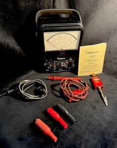 Vintage Simpson 260 analogico Volt-Ohm milliammetro (VOM) modello TS-111-3 - Foto 1 di 16
