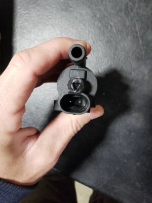 Sensor de flujo de masa de aire 22204 21010 sensor MAF adecuado para Toyota Tacoma 4Runner Foto 1 de 2