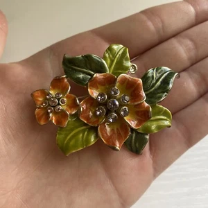 Vintage Hawaiian Type Flower Brooch Marked - Picture 1 of 4