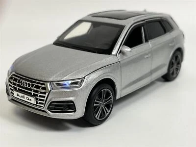Audi Q5 Argento LHD Luce E Suono 1:32 Scala Tayumo 32140024 - Immagine 1 di 4