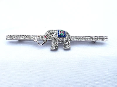 MAGNIFICENT FRENCH ART DECO 18K WHITE GOLD DIAMOND RUBY EMERALD ELEPHANT BROOCH - Image 1 of 4