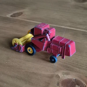 Matchbox Cars (Lesney): Matchbox Series No. 65 Claas Combine Harvester - Picture 1 of 7