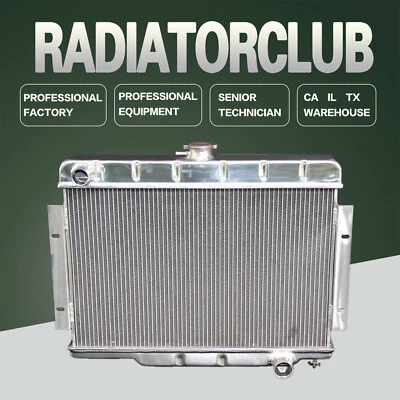 Radiador KKS de aluminio de 3 filas para Jeep Serie CJ 72-86 SOLO PARA MOTORES CHEVY Foto 1 de 4