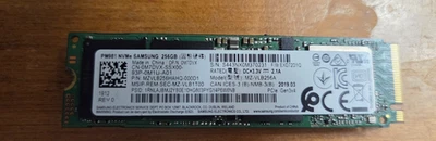 Samsung 256GB NVMe MZVLB256AHAQ-000D1  PCIe Gen 3x4 - Image 1 of 2