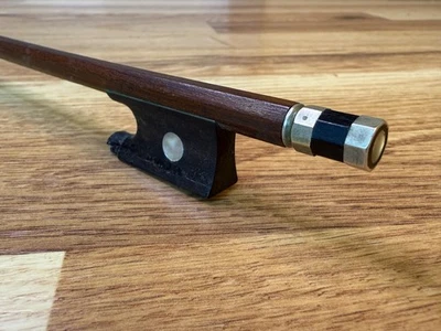 Arco de violín antiguo vintage 4/4 - 28,75" 44 g - sin pelo - para reparación Foto 1 de 4