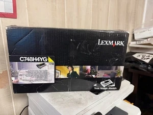 GENUINE SEALED LEXMARK c748h4yg same as C748H1YG YEL - Afbeelding 1 van 1