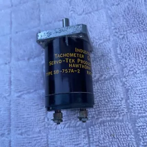 Generador tacómetro industrial Servo-Tek SB-757A-2 7V/1000RPM - Imagen 1 de 4