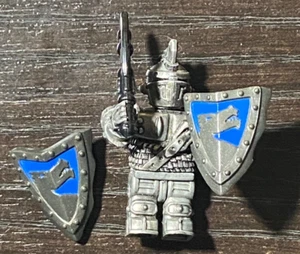 MINI-FIGURINE ORIGINALE AUTHENTIQUE LEGO KNIGHT MINI-FIGURINE - Photo 1/2