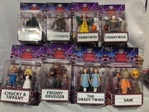 NECA Toony Terror Chucky SAM Michael Freddy Exorcist Beetlejuice Figure NEW Jaws Cover