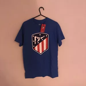 BNWT Atletico Madrid Crest Blue Football T-Shirt Adult Size Small - Picture 1 of 4