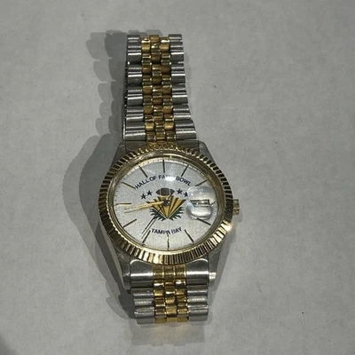 Reloj Selco 38 mm caja dorada 1990 Salón de la Fama Bowl juego dos tonos no funciona Foto 1 de 4