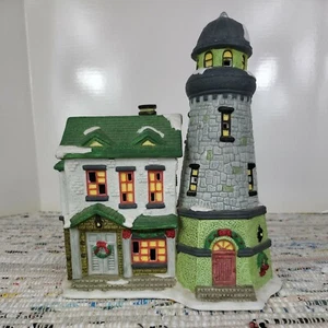 Dickens Collectables 1998 Towne Series Village Cottage Lighthouse Lighted 9.5" - Picture 1 of 8