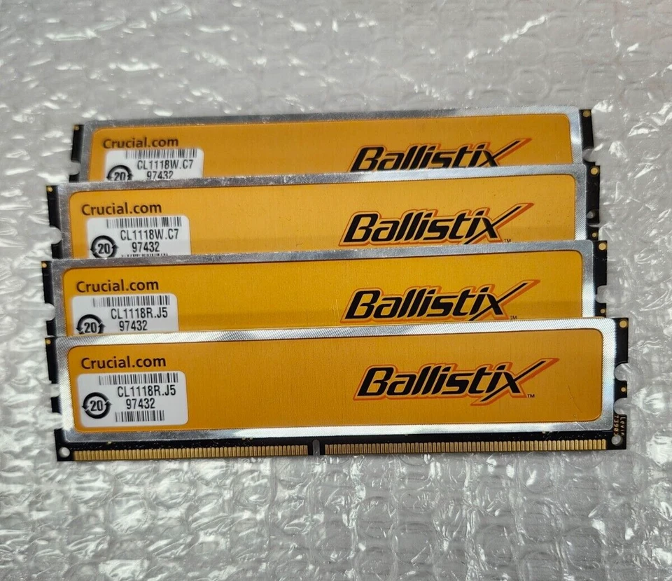 Crucial Ballistix 1GB DDR2 PC2-6400 240 PIN DESKTOP RAM BL12864AA804.8FE5 *KIT* - Image 1 of 1