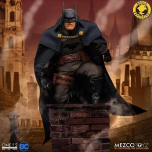 Figura de acción Batman: Gotham by Gaslight One:12 - MezCo Toyz - DC - Imagen 1 de 4