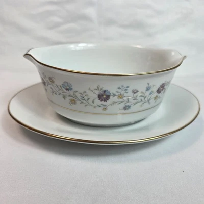 Noritake Longwood #2485 Gravy Boat con base flores púrpuras, azules y amarillas Foto 1 de 4