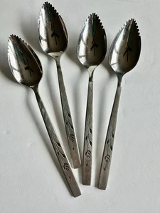 Oneidacraft Oneida Deluxe Stainless Capistrano Grapefruit Spoons Set of 4 - Picture 1 of 14