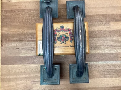 Antique Bronze Door Handles Entryway Thumb Latch Doric 7040 Reclaimed L👀K ! - Image 1 of 4