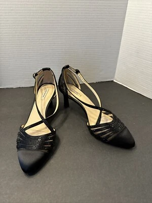 Sapatos femininos Alex Marie tamanho 7M couro preto tiras bomba mulas moda saltos - Imagem 1 de 4