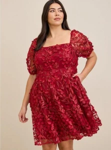 Torrid Red Mini Skater Dress Textured Mesh Fairie NWT New 26X - Picture 1 of 9