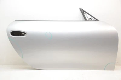 Carcasa puerta delantera derecha pasajero plata 99-05 Porsche 911 3,4 L Foto 1 de 4