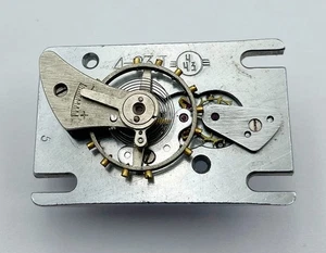 PLATTFORMHEMMUNG FÜR UDSSR U-BOOT MARINE MARINE SCHIFF WANDUHR 4-83 - Bild 1 von 6